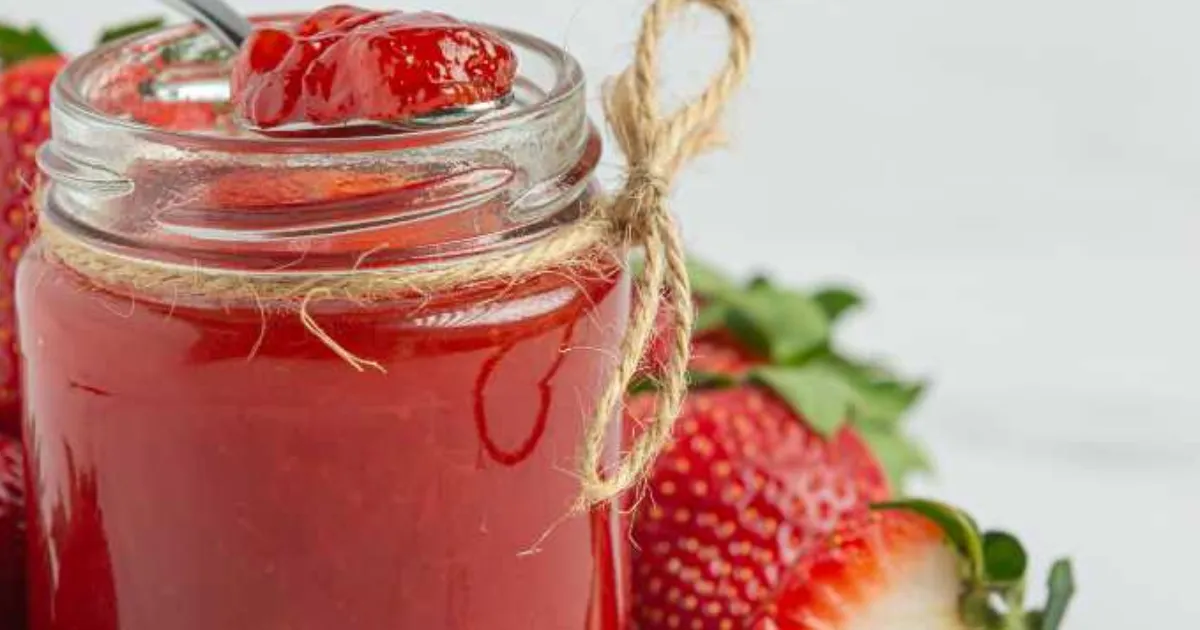 Aventura de Paladar: Meu Encontro com a Geleia de Morango e Cachaça