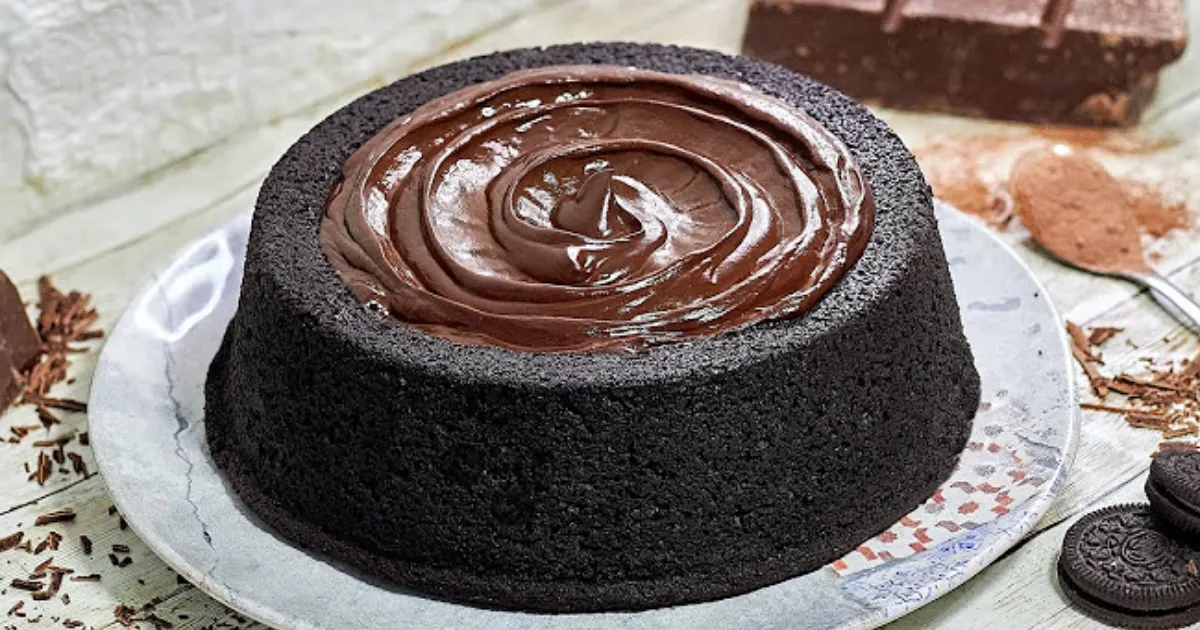 Descobri a receita perfeita: Bolo de Chocolate sem Farinha e Ovos!