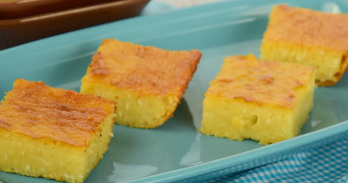 Descobri o segredo do Bolo de Mandioca com Coco mais cremoso!