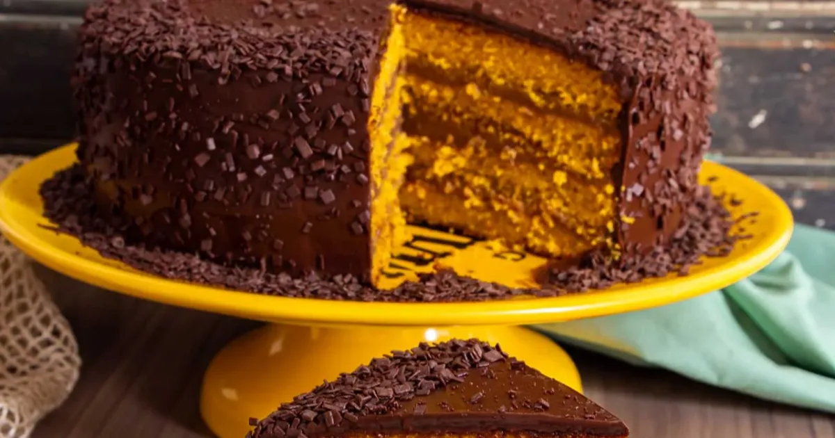 Descobrindo a Doçura: Meu Bolo de Cenoura com Brigadeiro