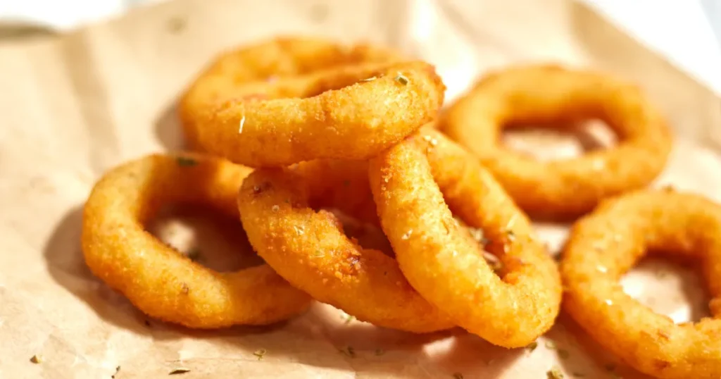 Descobrindo o Sabor Único dos Anéis de Cebola Recheados com Queijo