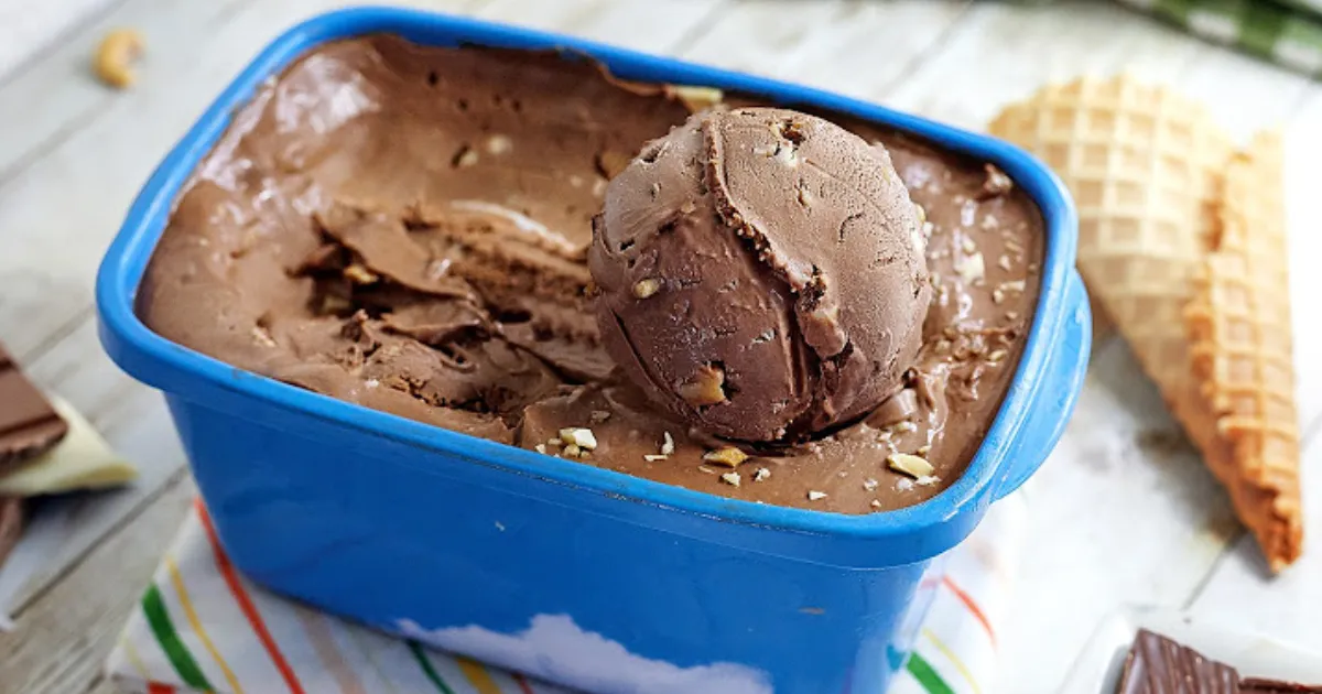 Descobrindo os Sabores da Infância: Meu Sorvete Caseiro de Chocolate