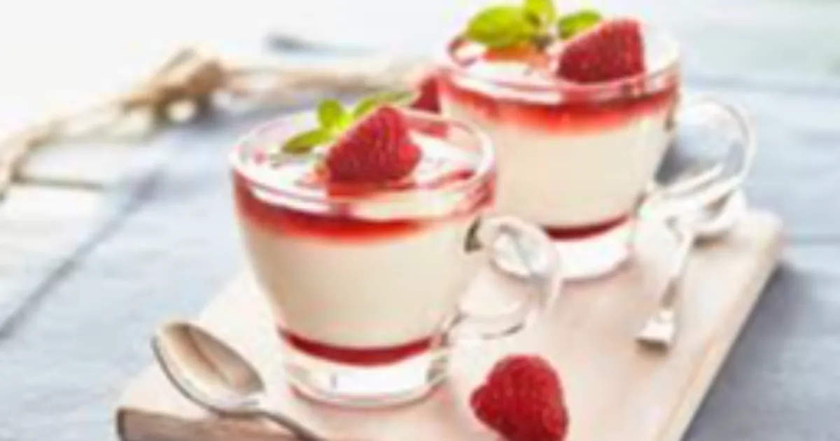 Minha Experiência Criando a Perfeita Pannacotta de Morangos