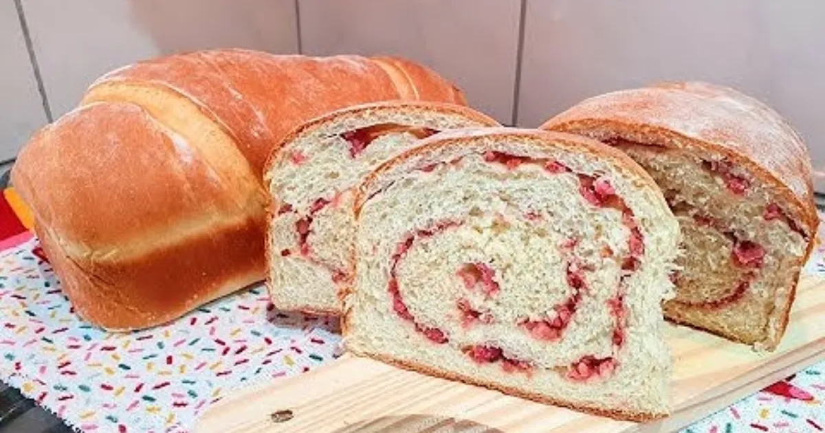 Como Fiz o Melhor Pão Caseiro Recheado com Linguiça da Minha Vida