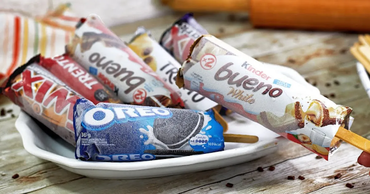 Descobri como fazer picolé caseiro com meu chocolate amado!