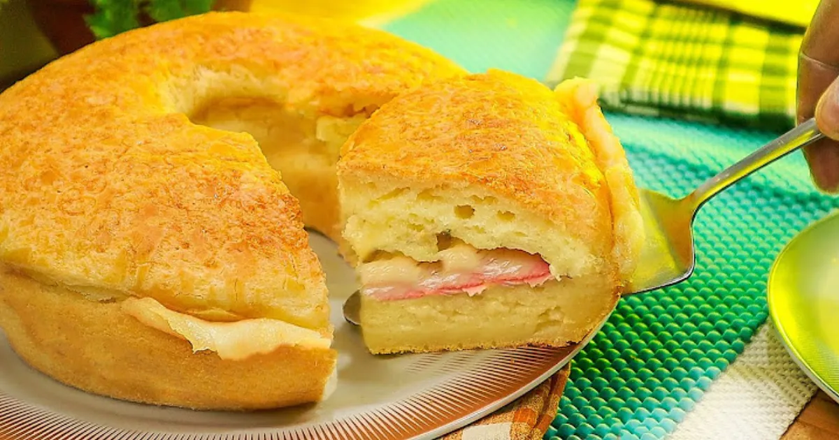 Descobri o Segredo do Café da Manhã Perfeito: Bolo de Pão de Queijo!