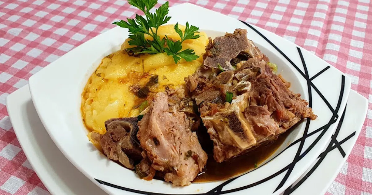 Descobrindo os Sabores da Roça: Suã de Porco com Polenta Caseira