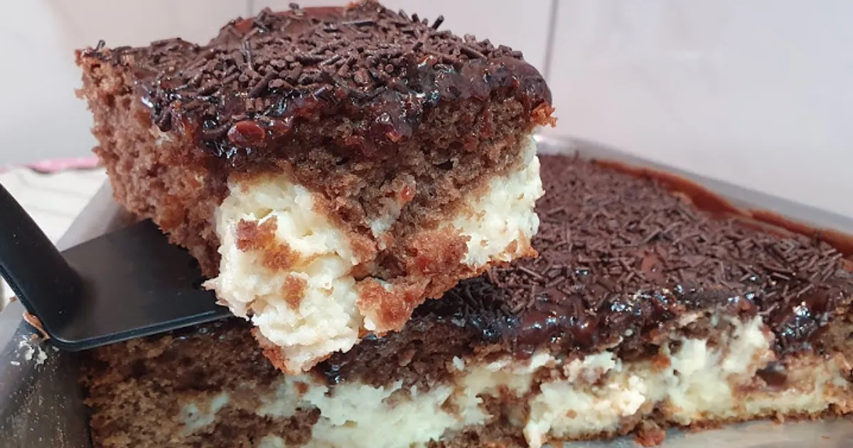 Descobri o Segredo do Bolo Bomba que Sai Recheado do Forno!