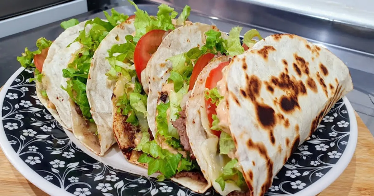 Descobri o Segredo do Lanche Perfeito: Wrap Big Mac Caseiro!