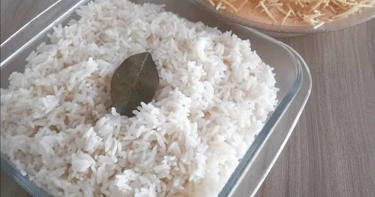 Transformei meu arroz de ontem em uma delícia fresquinha!