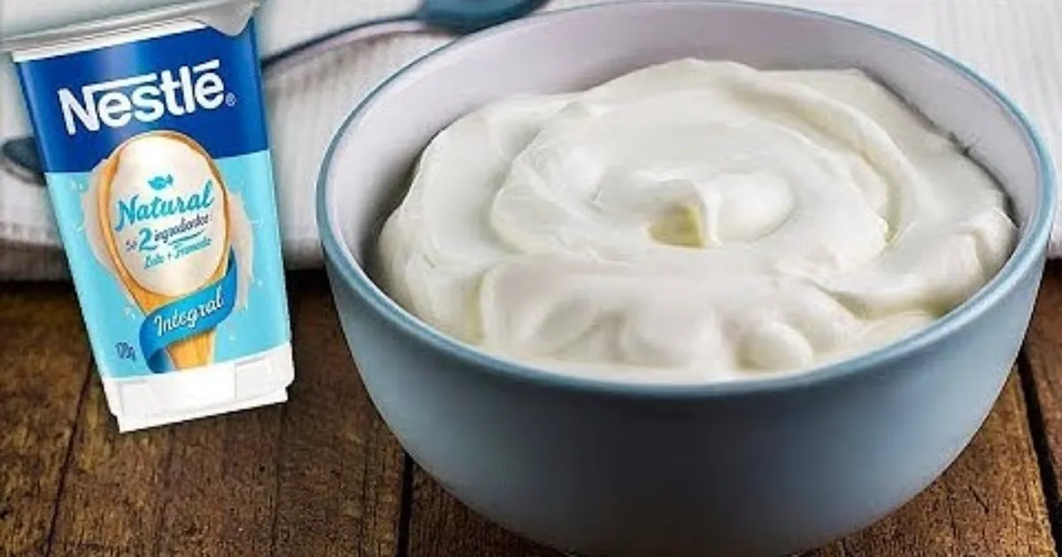 Descobrindo o Segredo do Iogurte Eterno com Apenas Dois Ingredientes