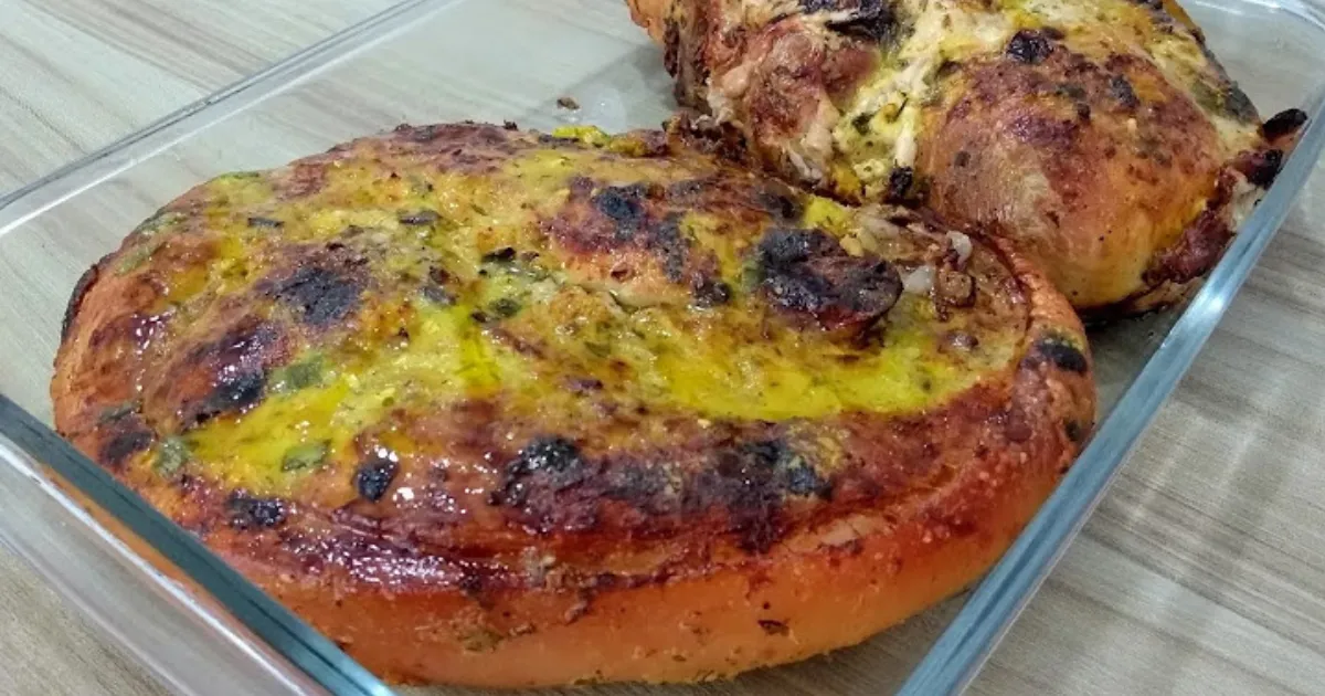 Aprenda comigo a arte de preparar um pernil assado suculento, seguindo dicas e truques que...