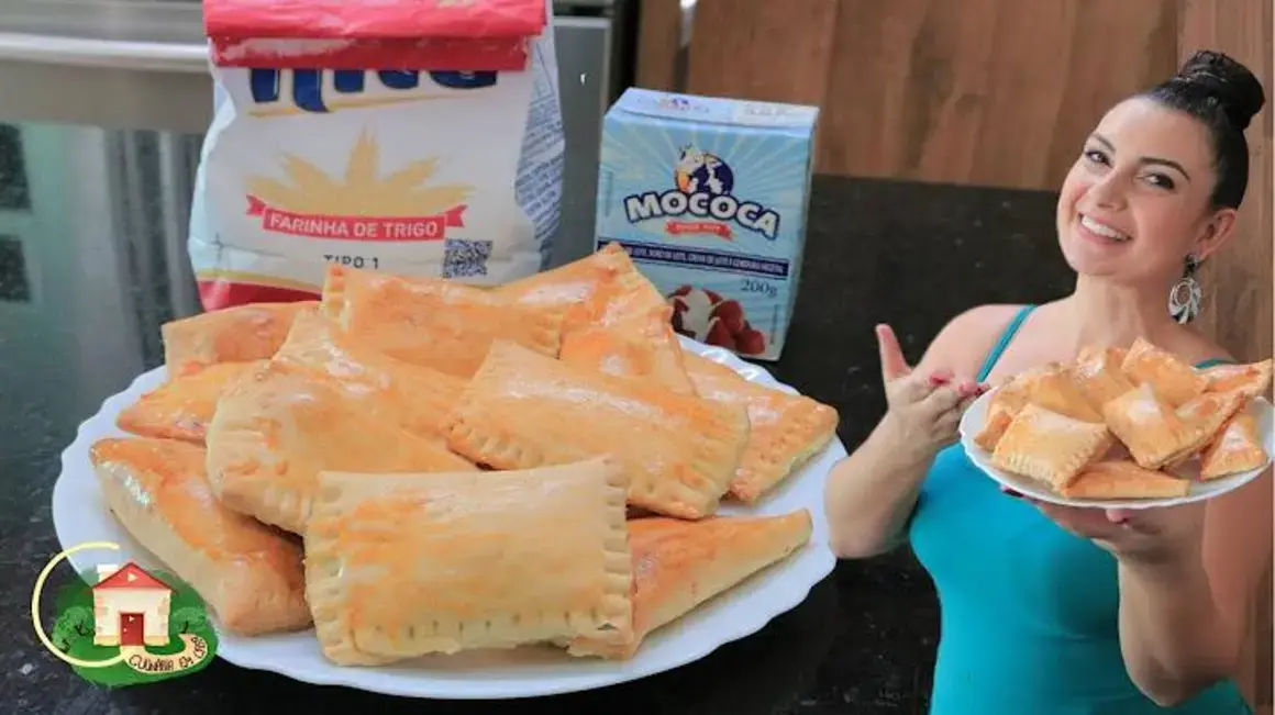 Receita de Delicioso Lanche Para Aproveitar com Farinha e Creme de Leite