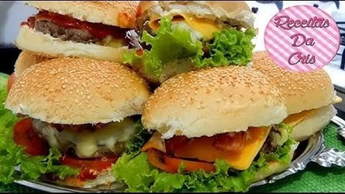 Receita de Hambúrguer Caseiro: Aprenda a Fazer o Melhor Lanche da Sua Vida