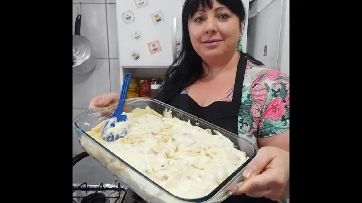 Receita de Macarrão ao Molho Branco com Bacon: Uma Delícia Simples e Rápida