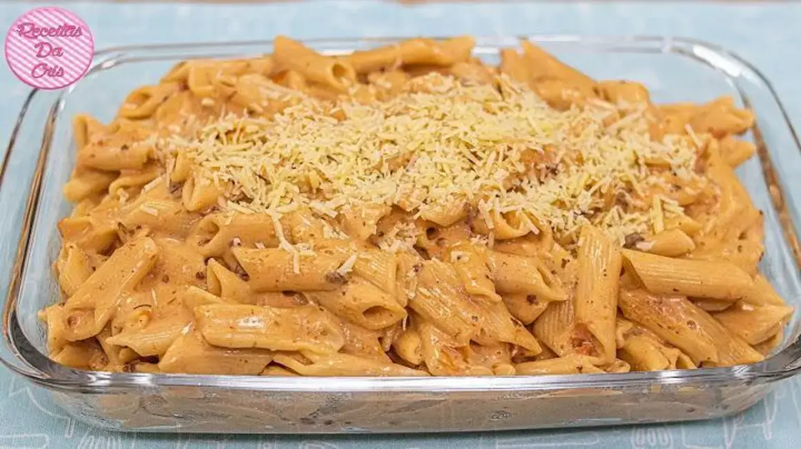Receita de Macarrão Cremoso de Panela de Pressão Pronto em Apenas 3 Minutos