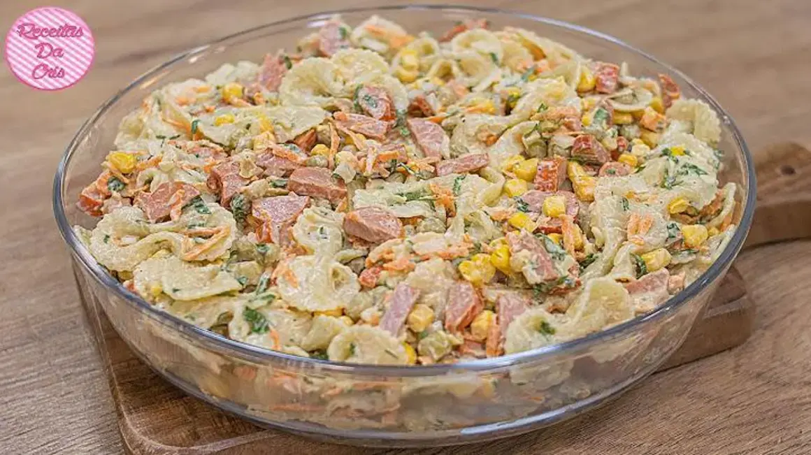 Receita de Macarrão Salada Cremosa: Aprenda a Fazer Uma Delícia Econômica