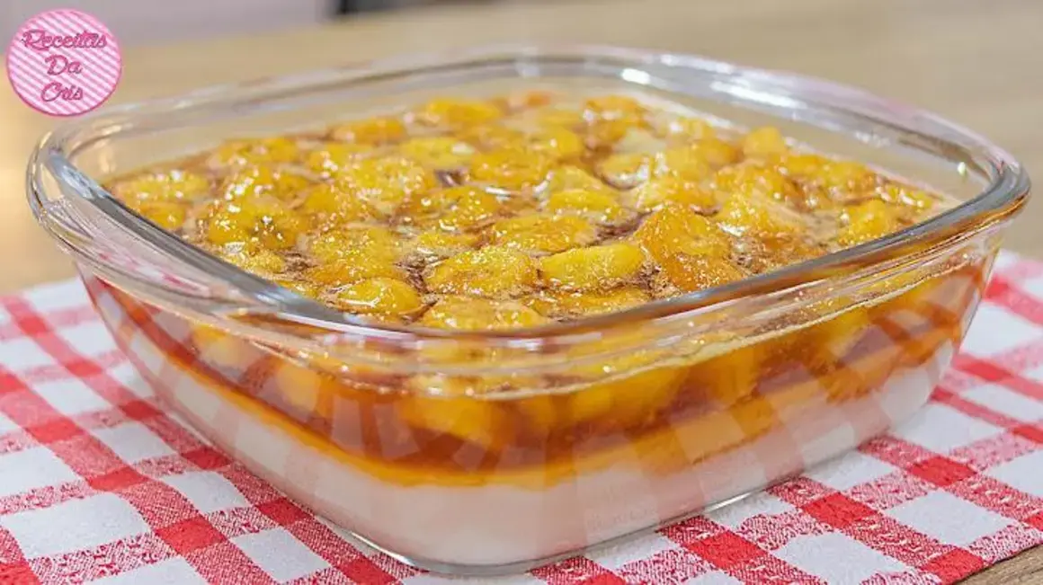 Receita de Manjar com Calda de Banana Caramelada: Prático e Econômico para Você