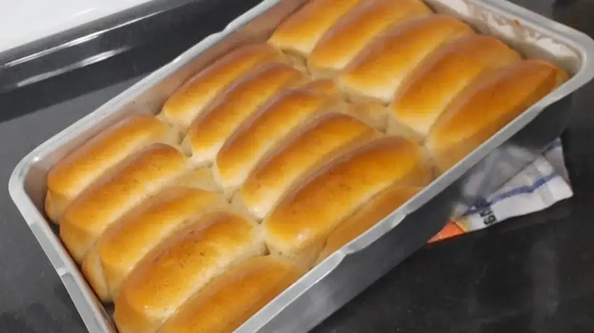 Receita de Pão Caseiro Fofinho Com Poucos Ingredientes Que Eu Adoro Fazer