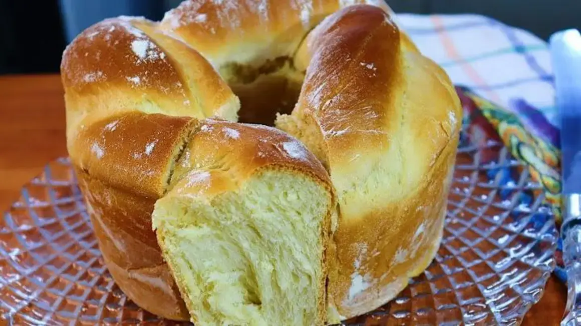 Receita de Pão Trança: O Pão Caseiro Mais Fofinho Que Você Vai Fazer