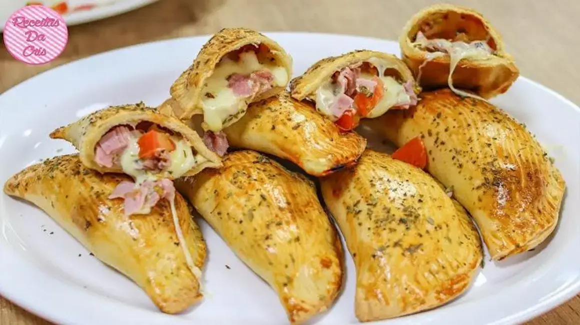 Receita de Paste Assado de Pizza Com Massa Simples e Deliciosa Que Eu Adoro