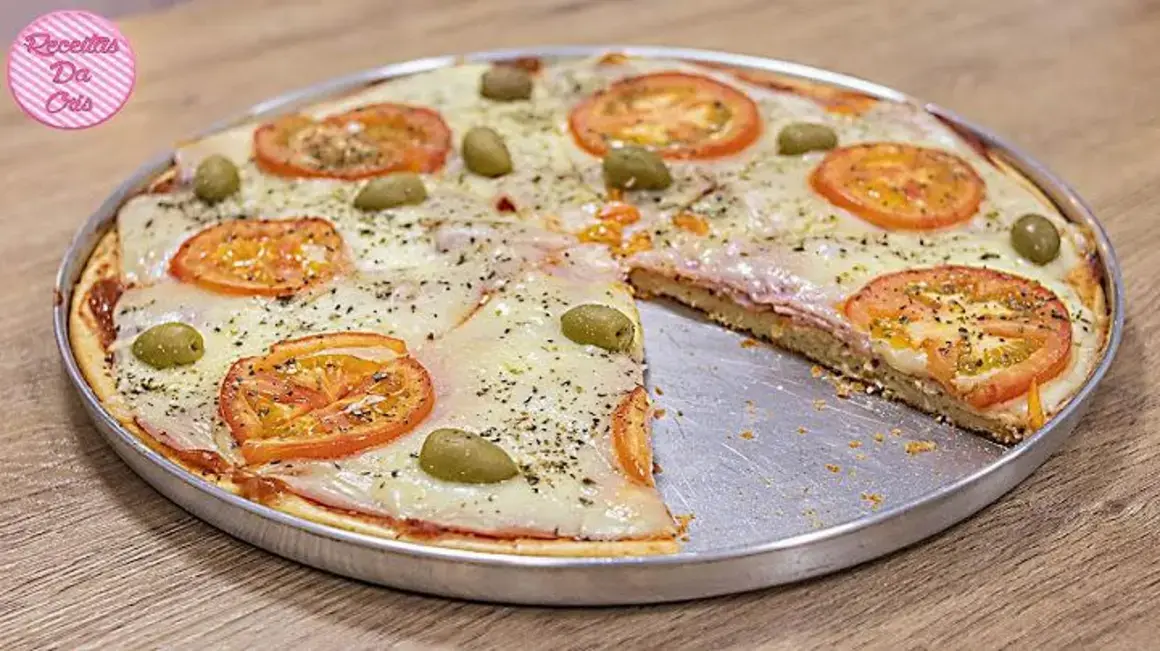 Receita de Pizza Caseira de Liquidificador Simples e Pronta em 30 Minutos