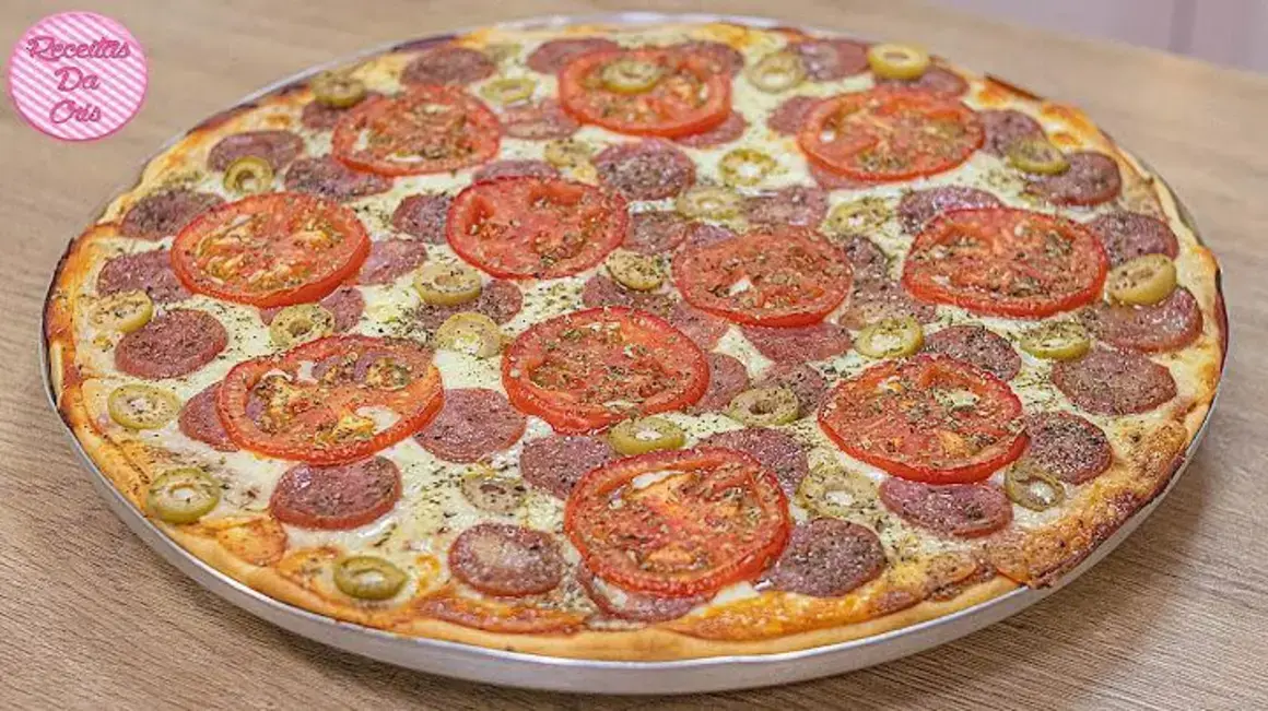 Receita de Pizza Caseira Perfeita: Uma Delícia Rápida e Fácil de Fazer
