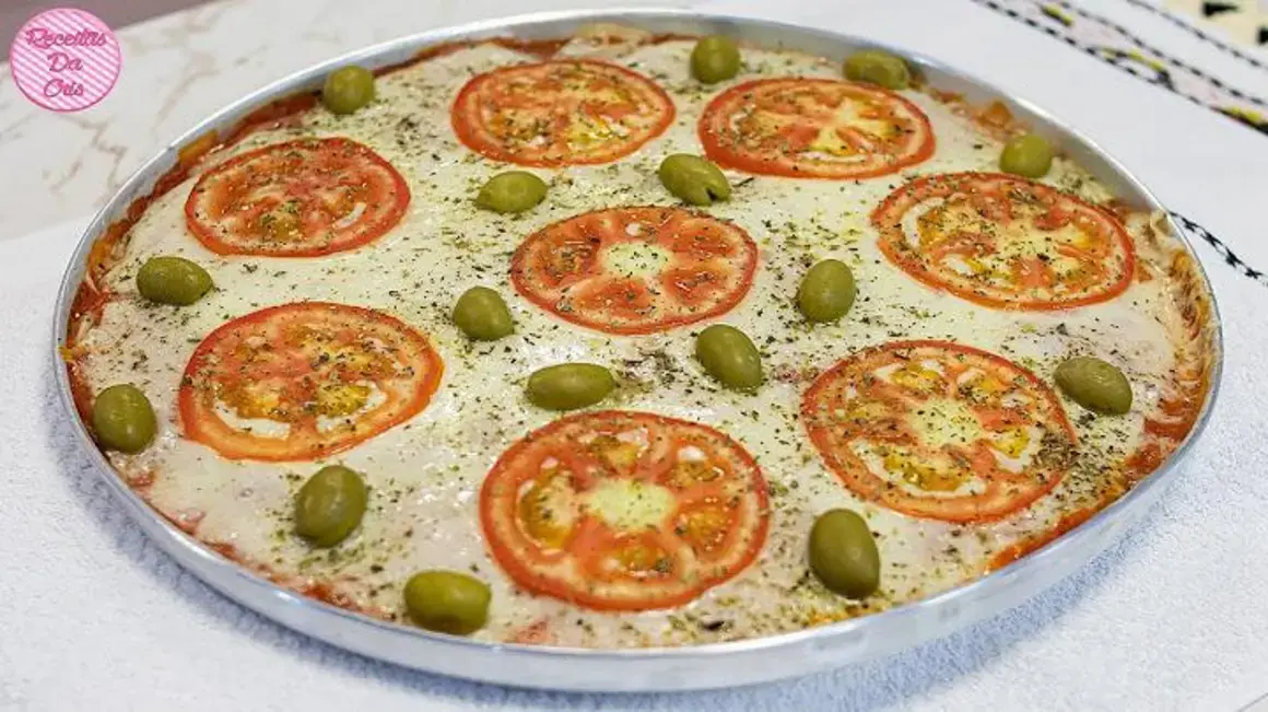 Receita de Pizza de Massa Mole de Liquidificador Deliciosa e Pronta em Minutos