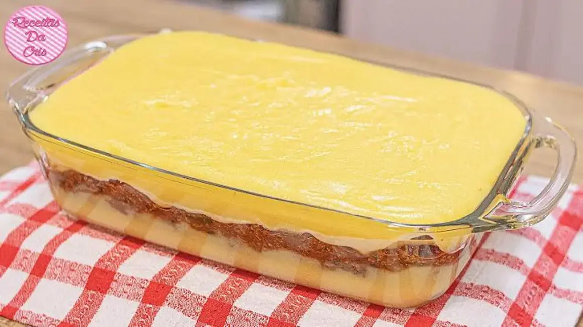 Receita de Polenta de Panela de Pressão Recheada com Carne Moída e Queijo Delicioso