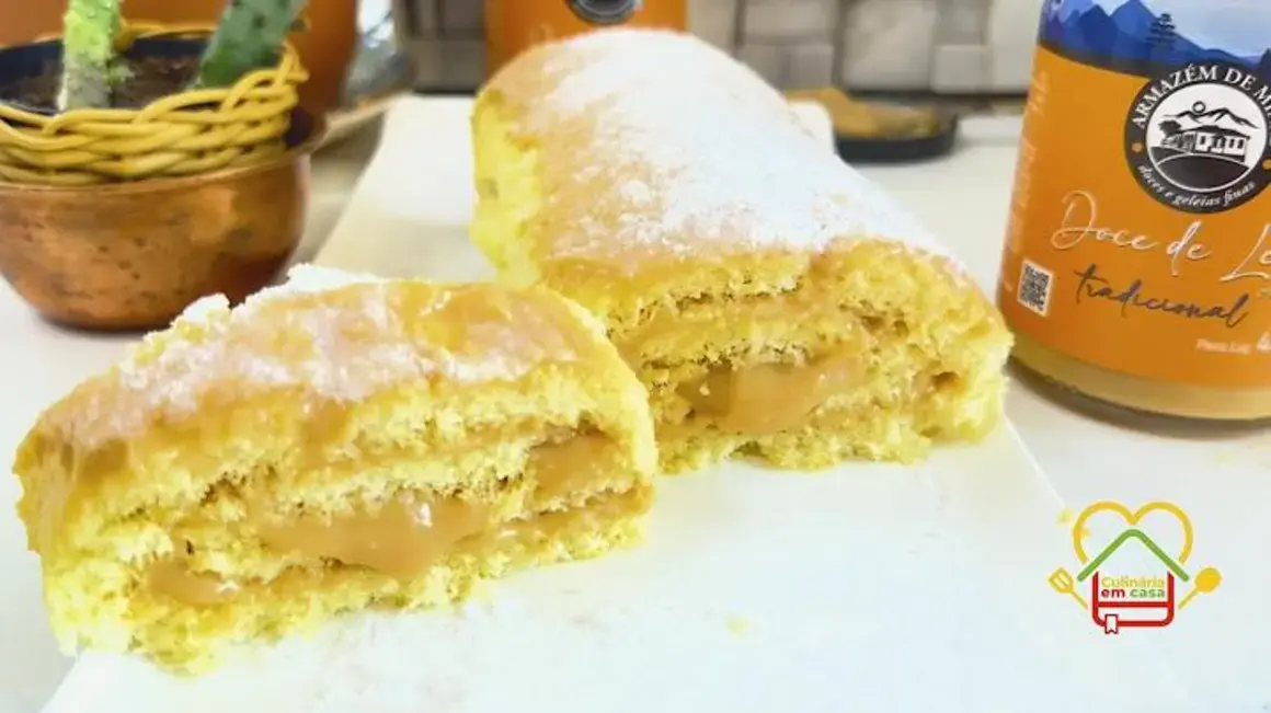 Receita de Rocambole Fácil e Super Rápido com o Melhor Recheio de Doce de Leite