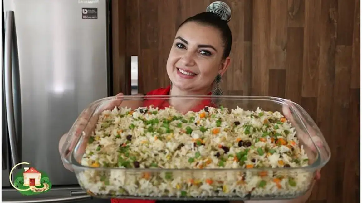 Receita de Arroz a Grega Prática para Economizar Gás em Apenas Um Minuto