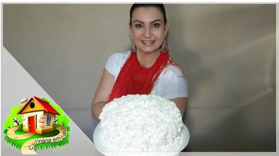 Receita de Bolo Decorado: Aprenda a Decorar seu Bolo com Criatividade e Sabor