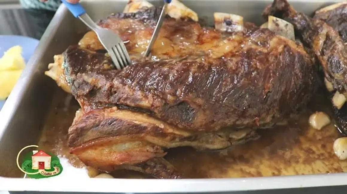 Receita de Carne Assada no Forno: Costela Rápida e Fácil com Sabor de Churrasco