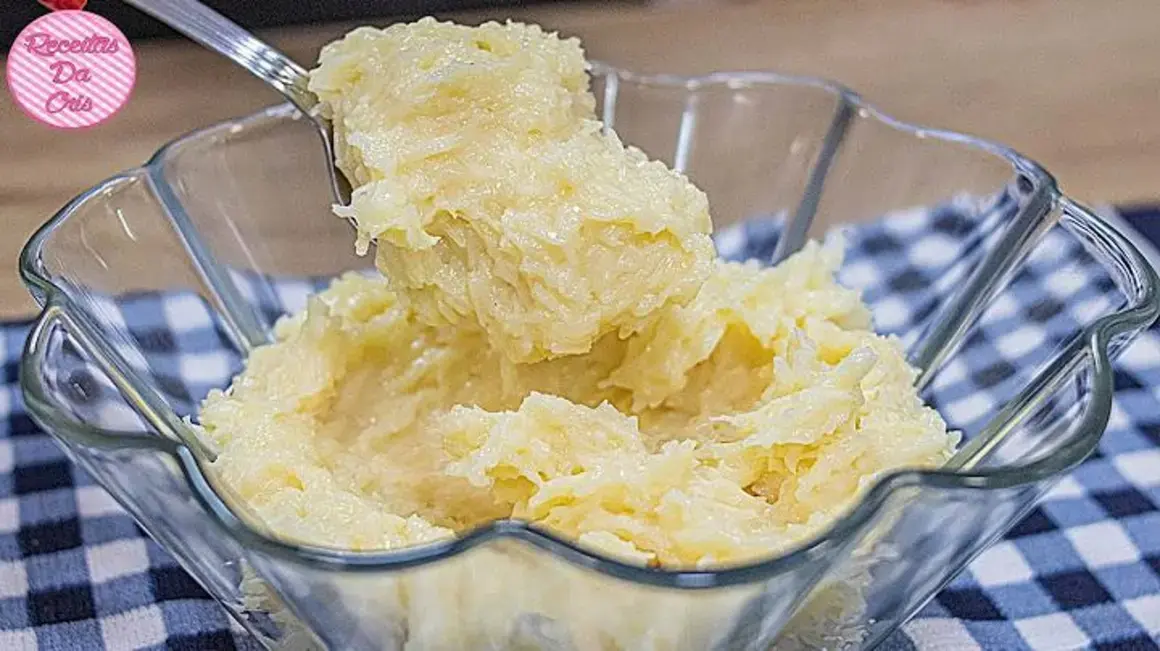 Receita de Cocada Cremosa de Colher: Uma Delícia Fácil e Rápida de Fazer