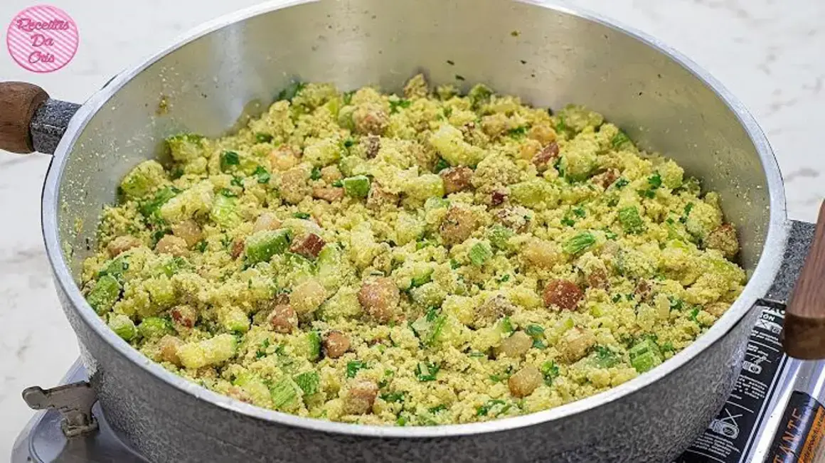 Receita de Farofa de Abobrinha com Bacon Super Fácil e Deliciosa para Todos