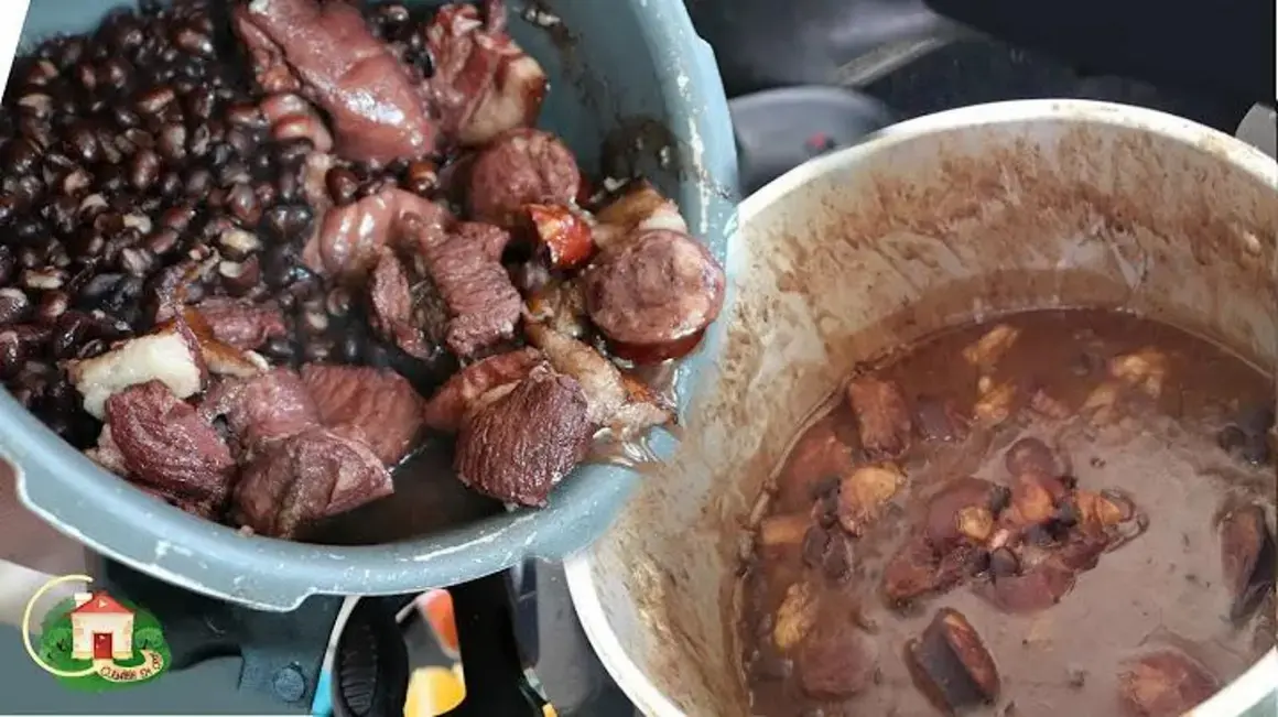Receita de Feijoada Simples: O Jeito de Não Desmanchar os Pertences