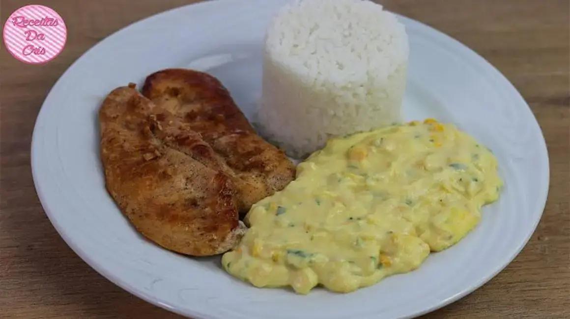Receita de Filé de Frango com Creme de Milho para um Almoço Delicioso e Prático