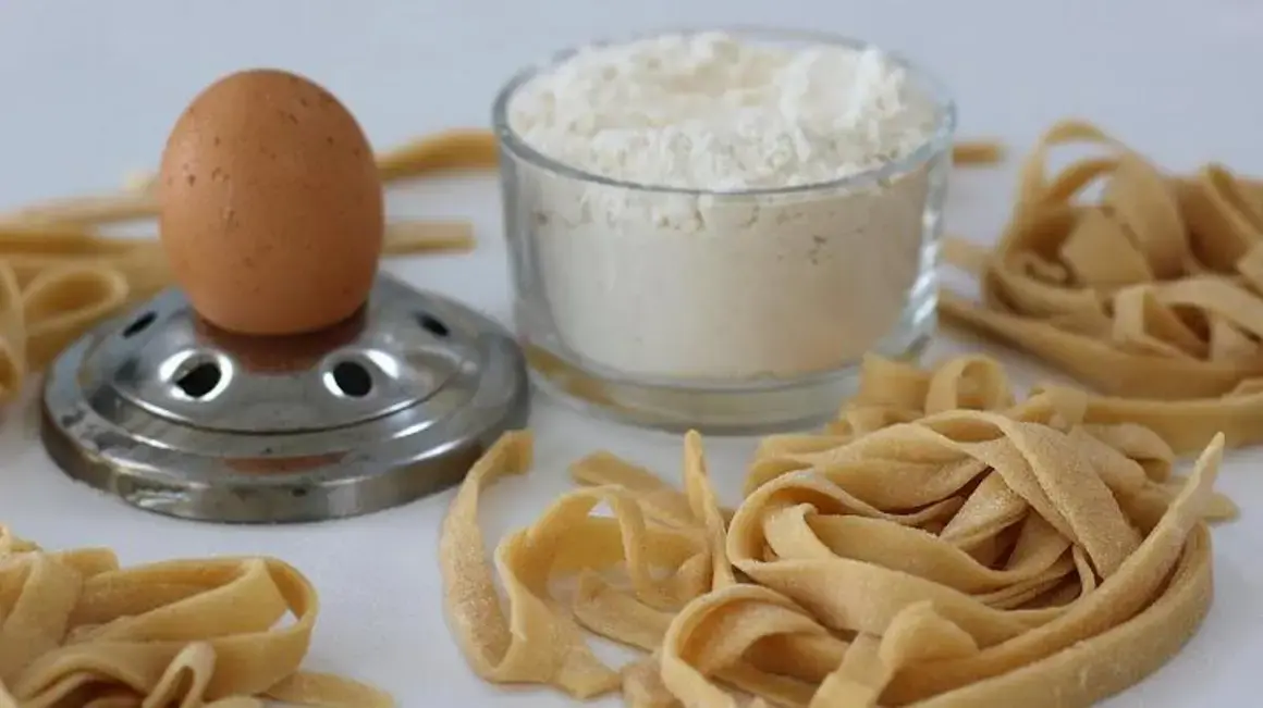 Receita de Macarrão Rápido e Fácil: Prepare um Prato Delicioso em Poucos Minutos