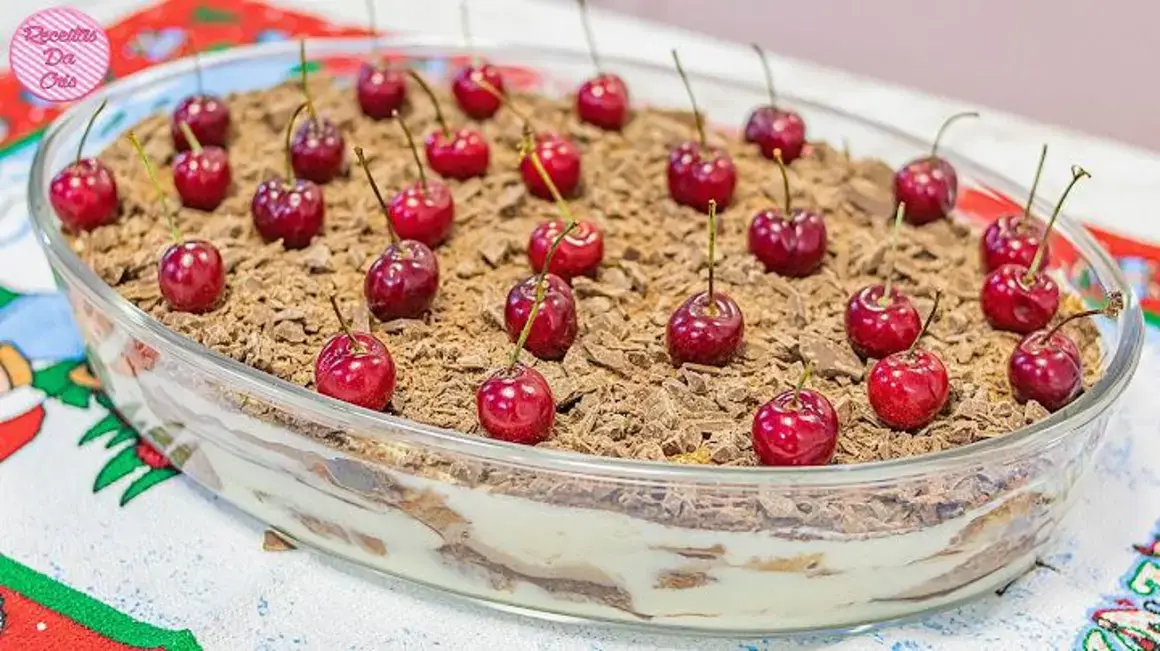 Receita de Pavê Cremoso: Aprenda a Fazer essa Delícia para o Natal!