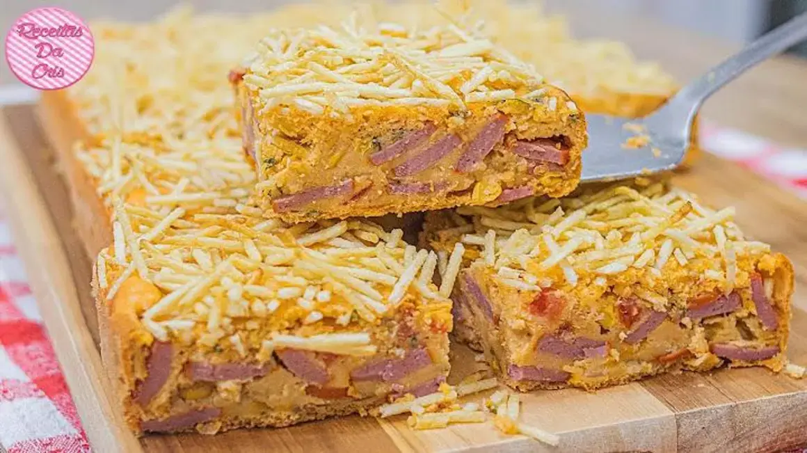 Receita de Torta de Cachorro Quente com Recheio Fácil na Massa que Adoro