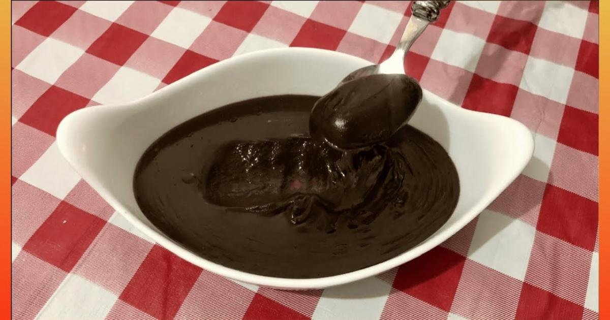 Hoje no Vó Naoca eu trouxe esse brigadeiro sem leite condensado, que fica super cremoso...